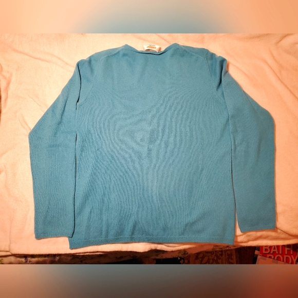 Talbots medium cashmere sweater - Picture 3 of 3